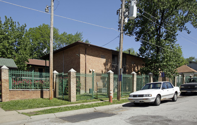 1527 Wellston Ave in Wellston, MO - Building Photo - Building Photo