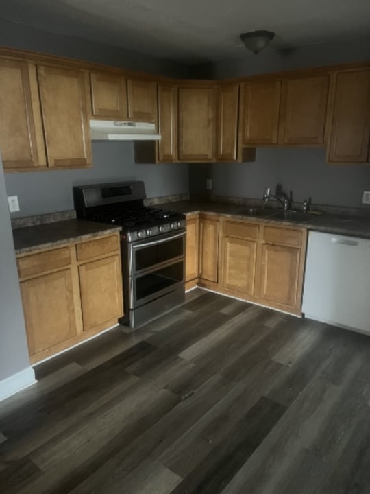 260 Fountain St in Fall River, MA - Building Photo