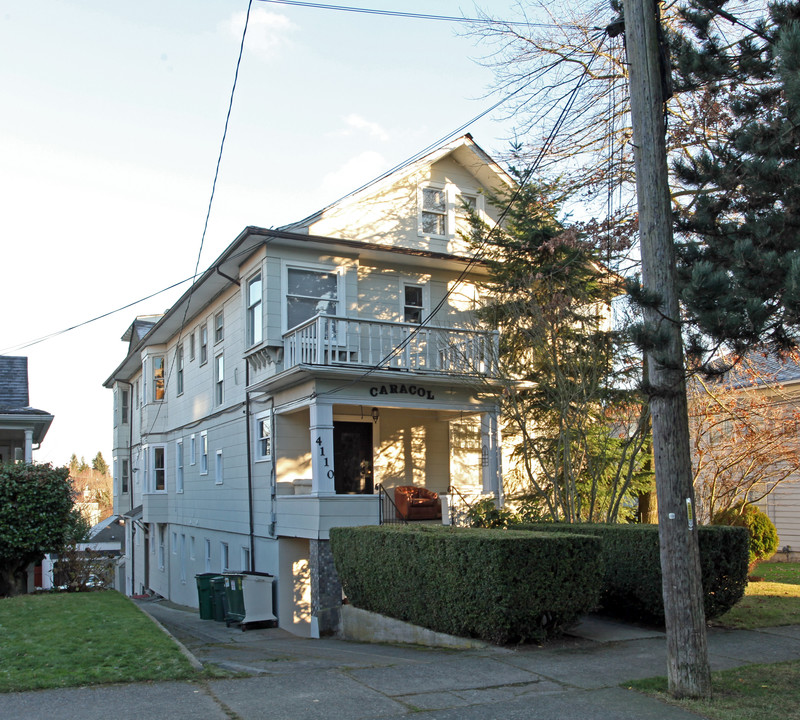 Caracol in Seattle, WA - Building Photo