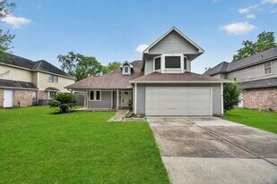 11214 Hambleton Way in Houston, TX - Building Photo