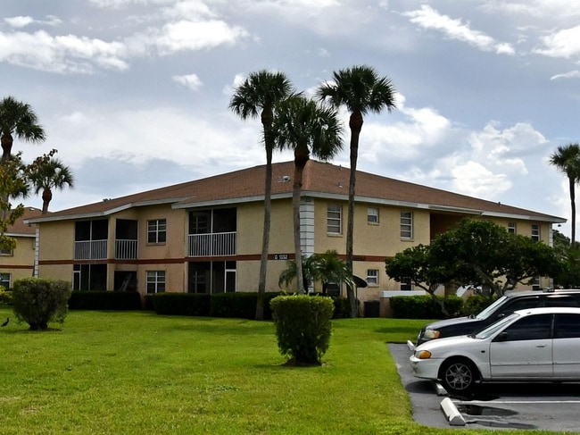 property at 1564 SE Royal Green Cir