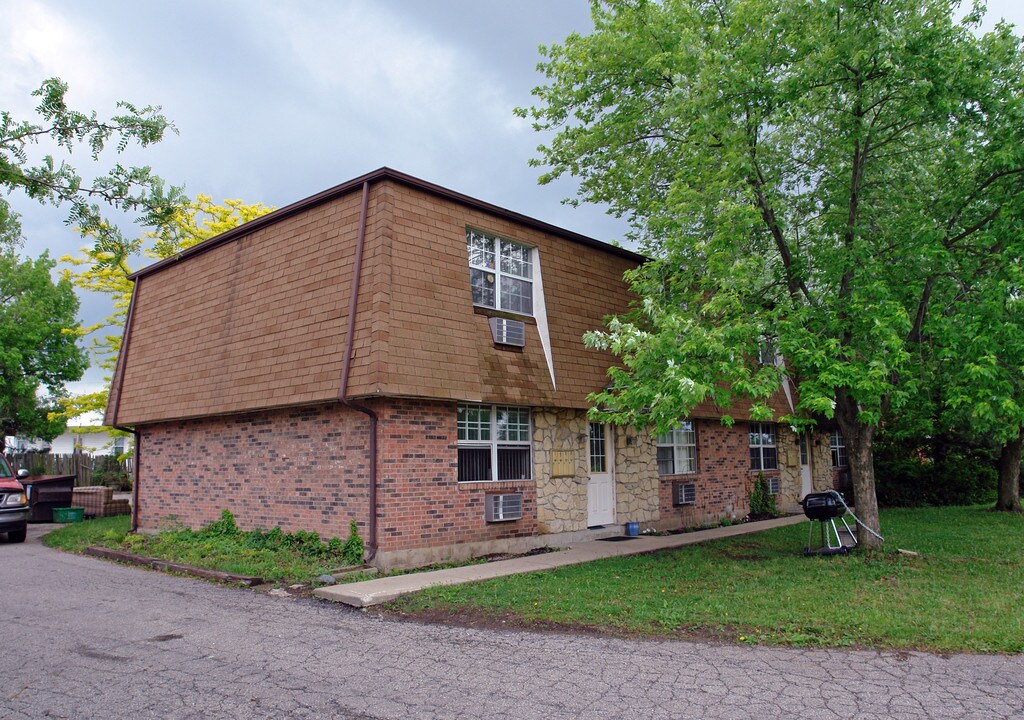 Cascades Studio in Fairborn, OH - Building Photo
