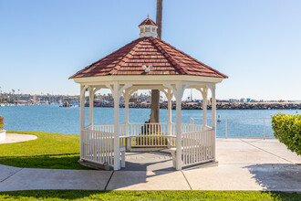 Oceanside Marina Suites - Fully Furnished in Oceanside, CA - Foto de edificio - Building Photo