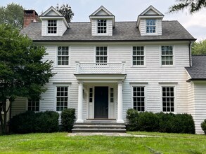 120 Merwins Ln in Fairfield, CT - Building Photo - Building Photo