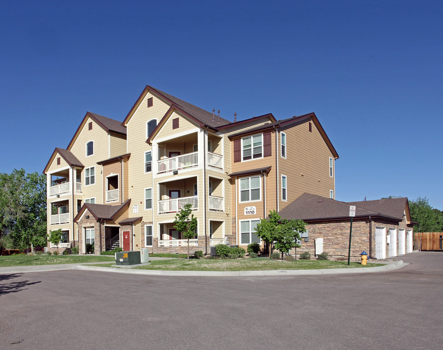 Alturas Apartment Homes in Colorado Springs, CO - Foto de edificio