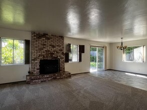 2808 Harrison Ave in Eureka, CA - Building Photo - Building Photo