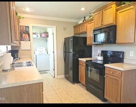 1594 Old Stagecoach Rd in Jonesborough, TN - Foto de edificio - Building Photo