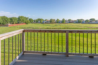 Edgewood Apartments in Tea, SD - Foto de edificio - Building Photo