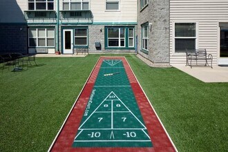 11939 NE Davis St in Portland, OR - Building Photo - Building Photo