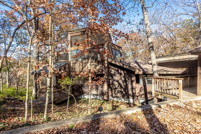 1424 Bradford Dr in Columbia, MO - Building Photo - Building Photo