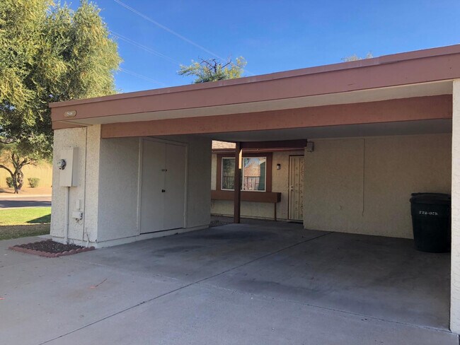 2616 W Joan De Arc Ave in Phoenix, AZ - Building Photo - Building Photo