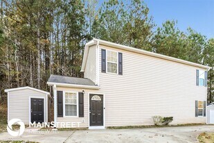 6115 Forrest Ave in Union City, GA - Building Photo