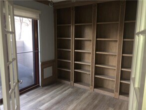 2301 N St NW-Unit -103 in Washington, DC - Building Photo - Building Photo