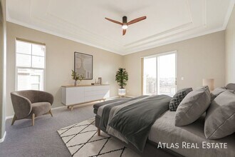 6242 S Oak Hill Ct in Aurora, CO - Building Photo - Building Photo