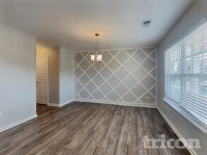 317 Persian Ct in Hopkins, SC - Foto de edificio - Building Photo