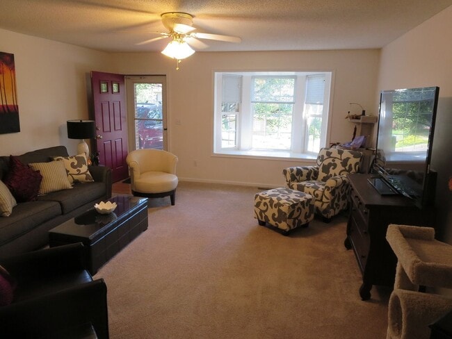 172 Emerald Dr in Harrisonburg, VA - Building Photo - Building Photo