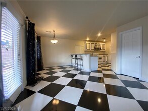 175 Real Long Way in Las Vegas, NV - Building Photo - Building Photo