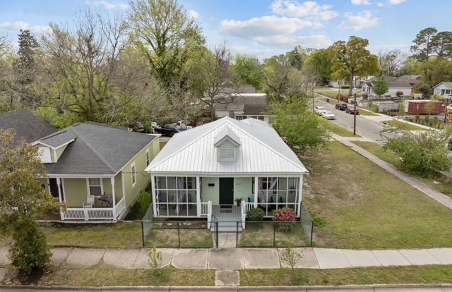 property at 1204 Castle St
