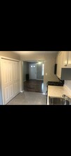 527 Charles St, Unit 1st Floor in Throop, PA - Building Photo - Building Photo