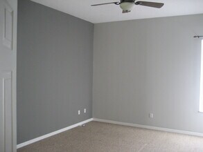 3924 Hollow Crossing Dr in Orlando, FL - Foto de edificio - Building Photo