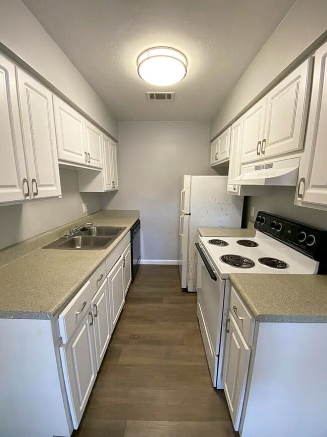 2232 SW 39 Dr in Gainesville, FL - Foto de edificio - Building Photo