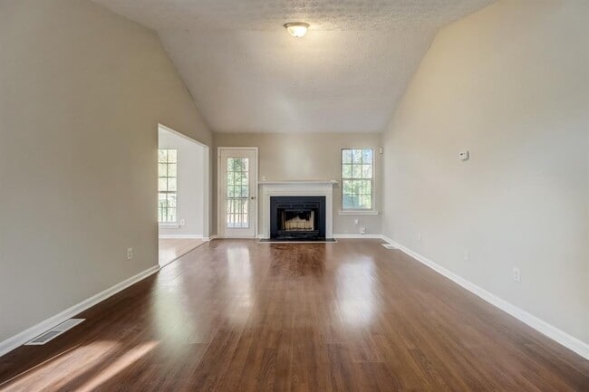715 Durham Ridge Dr NW in Lilburn, GA - Building Photo - Building Photo