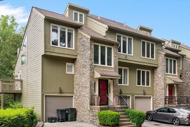 property at 15 Harrods Landing Dr