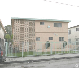 13126 S Vermont Ave in Gardena, CA - Building Photo - Building Photo