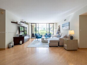 3200 S Ocean Blvd in Palm Beach, FL - Building Photo - Building Photo