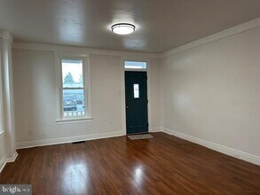225 N College St in Palmyra, PA - Building Photo - Building Photo