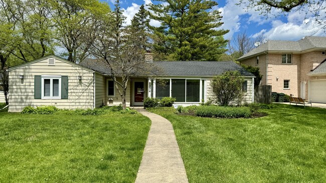 property at 334 Wilmette Ave