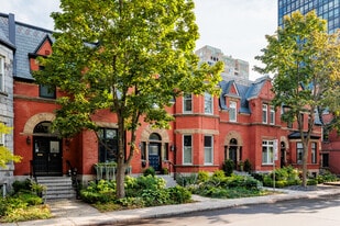 311 Elm Av in Westmount, QC - Building Photo