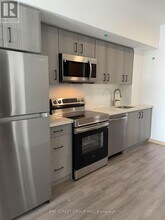 3429 Sheppard Ave E in Toronto, ON - Building Photo - Building Photo