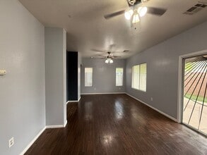 7861 Juniper Forest St in Las Vegas, NV - Building Photo - Building Photo