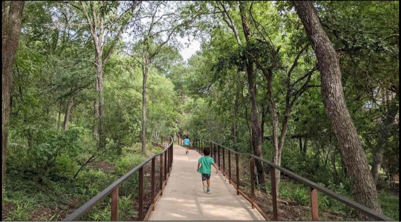 1823 1/2 Waterston Ave in Austin, TX - Building Photo