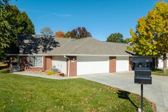 Orchard Village in Omaha, NE - Building Photo - Building Photo
