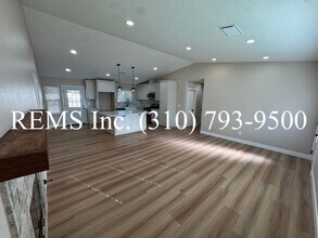 7775 Maple Ave in Hesperia, CA - Building Photo - Building Photo
