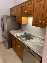 Patterson Place in Bristol, CT - Foto de edificio - Building Photo