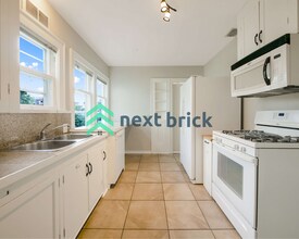 1919 Dexter Ave N in Seattle, WA - Foto de edificio - Building Photo