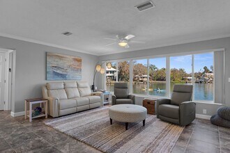 16 Beach Ln in Crystal River, FL - Building Photo - Building Photo