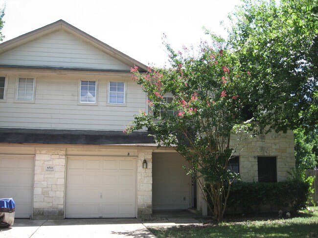 8511 Apple Carrie Cove in Austin, TX - Building Photo - Building Photo