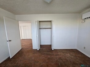 723 N Avenue M in Portales, NM - Building Photo - Building Photo