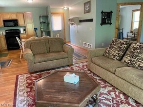 18130 Winterset Ln in Lore City, OH - Building Photo - Building Photo