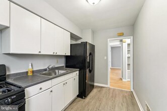 2711 Shirey Ave in Baltimore, MD - Building Photo - Building Photo