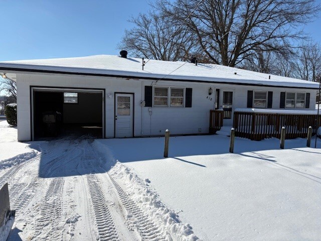 418 N Service Rd in St. Peters, MO - Building Photo