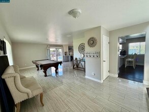 319 Flagstone Ct in Vacaville, CA - Building Photo - Building Photo