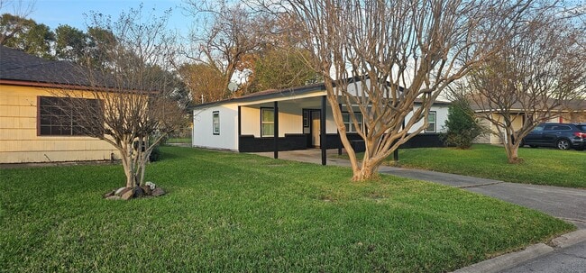 property at 6714 Cotton Dr