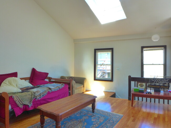 15 Shannon St, Unit 1