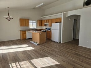 2854 Deaun Ave in Twin Falls, ID - Building Photo - Building Photo