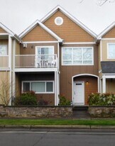 388 Market St NE in Salem, OR - Building Photo